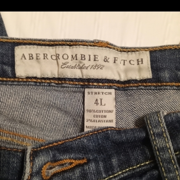 Abercrombie and Fitch boot cut jeans - Picture 4 of 4